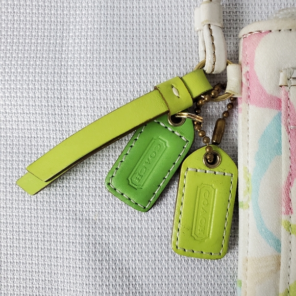 COACH Wristlet White Multi-Color CC Scribble Wristlet - Picture 2 of 15